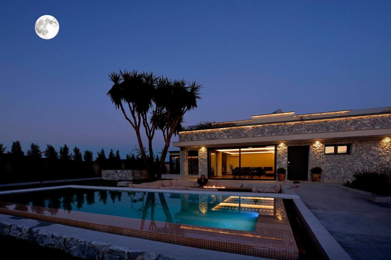 Villa Flamingo - 4 Bedrooms - Private Pool - Next To Renowned Issos Beach & Lake Korission Línia Exteriér fotografie