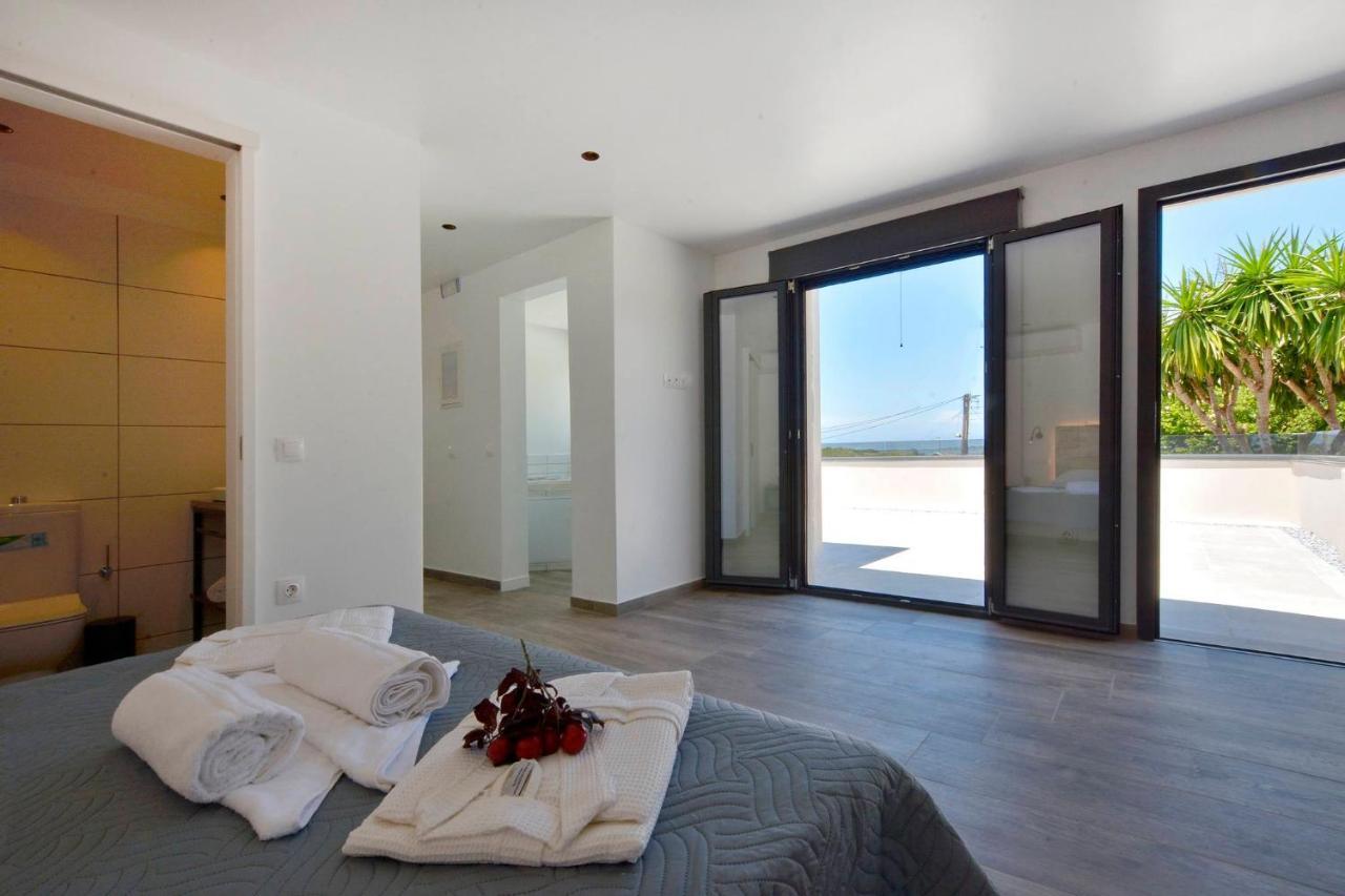 Villa Flamingo - 4 Bedrooms - Private Pool - Next To Renowned Issos Beach & Lake Korission Línia Exteriér fotografie