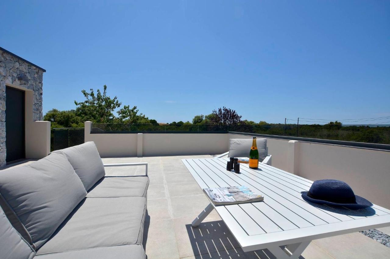 Villa Flamingo - 4 Bedrooms - Private Pool - Next To Renowned Issos Beach & Lake Korission Línia Exteriér fotografie