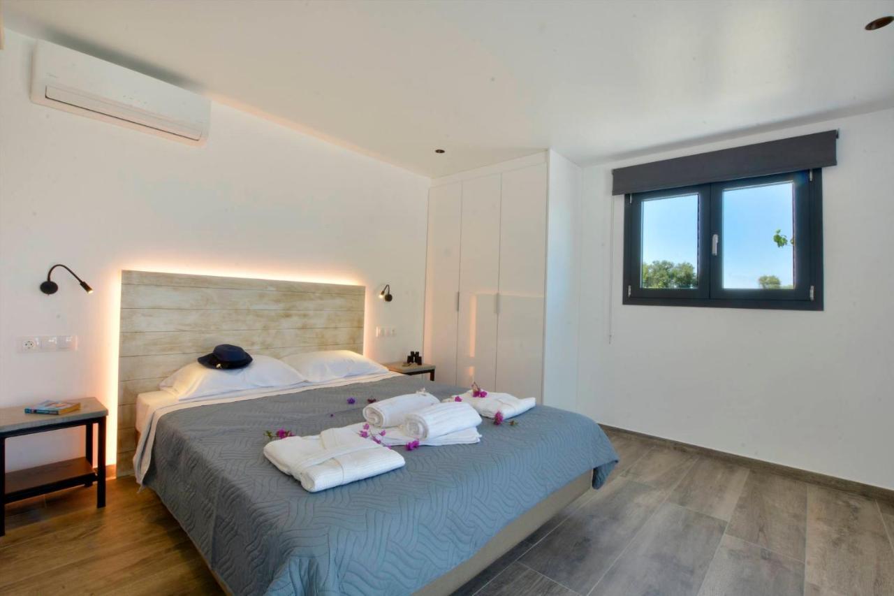 Villa Flamingo - 4 Bedrooms - Private Pool - Next To Renowned Issos Beach & Lake Korission Línia Exteriér fotografie